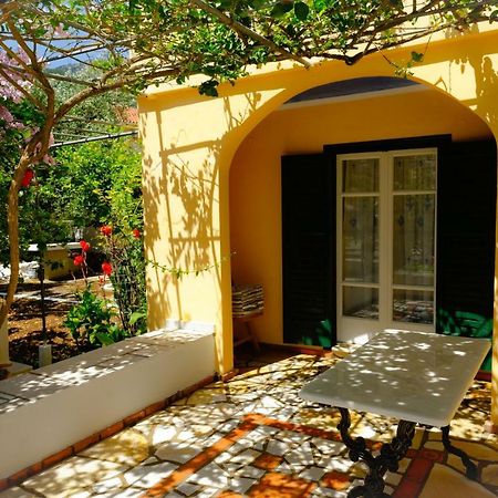 House With Garden Near The Sea Apartment Agia Efimia Bagian luar foto