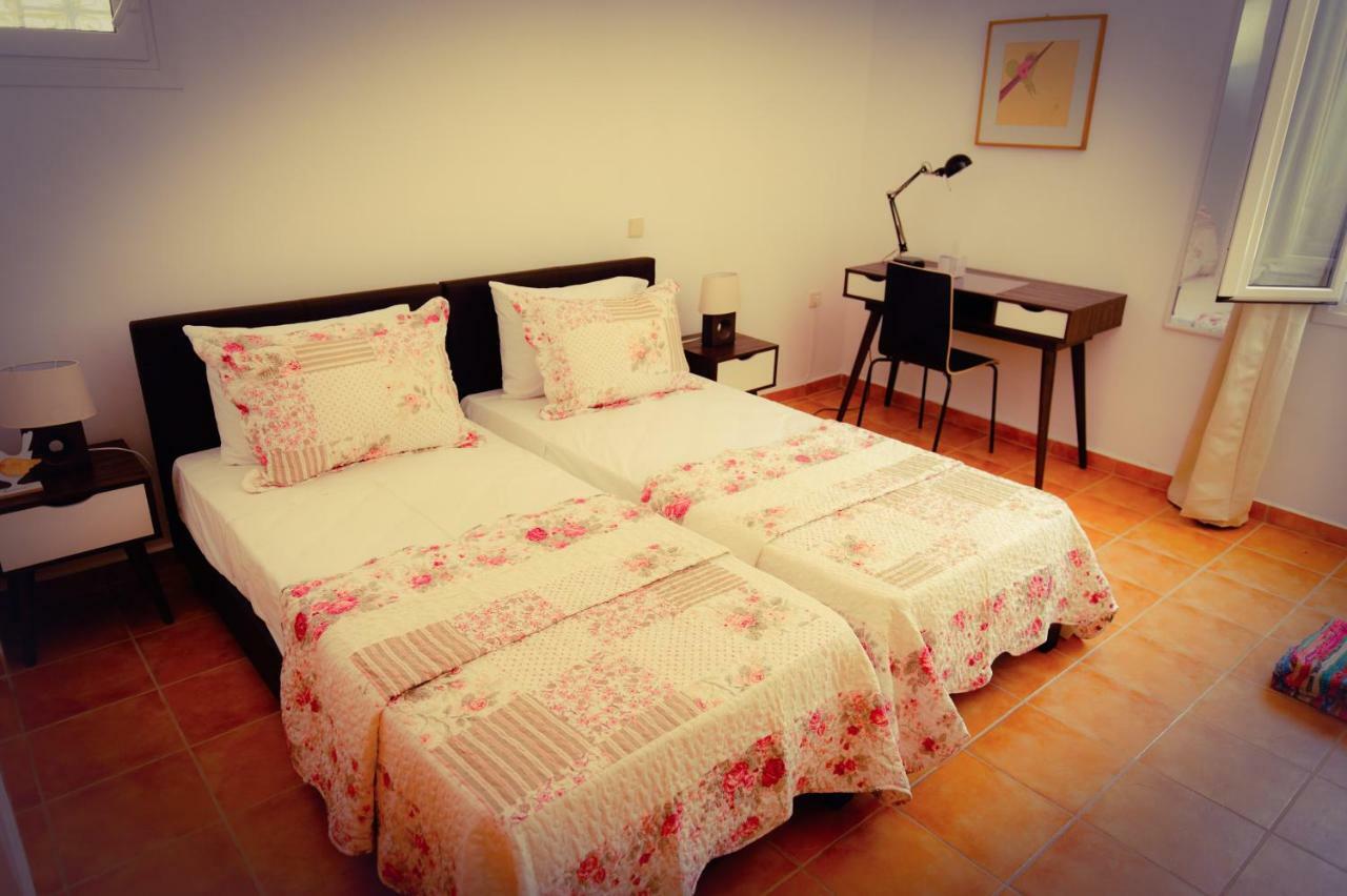 House With Garden Near The Sea Apartment Agia Efimia Bagian luar foto