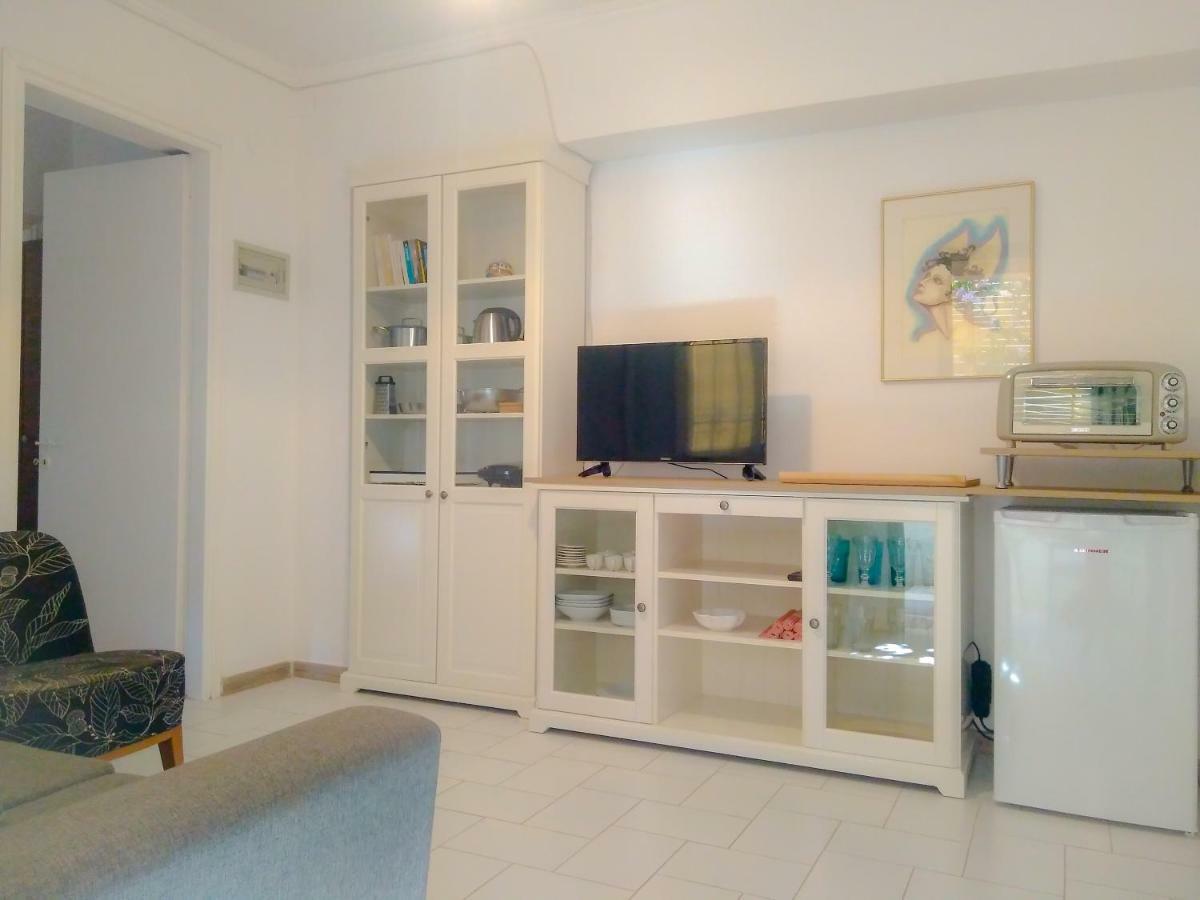 House With Garden Near The Sea Apartment Agia Efimia Bagian luar foto