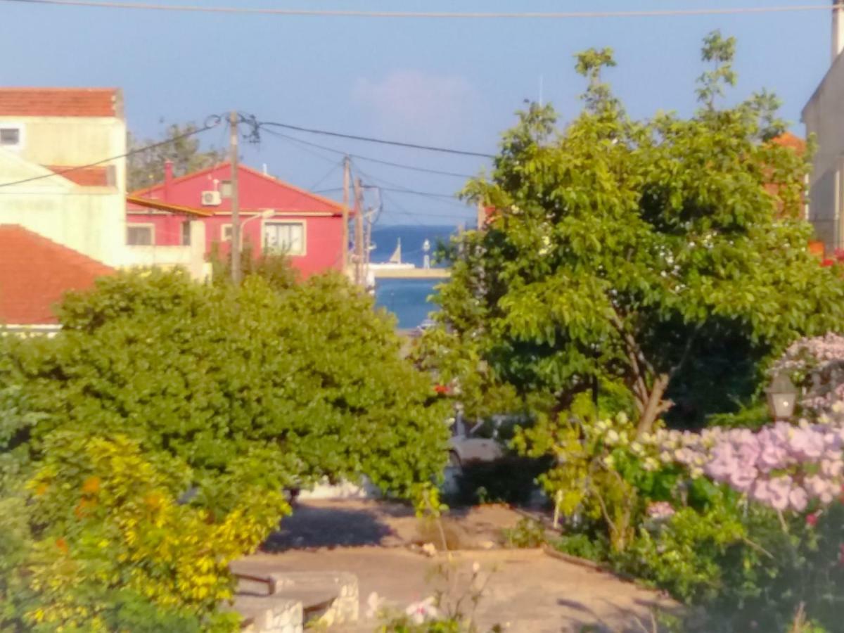 House With Garden Near The Sea Apartment Agia Efimia Bagian luar foto