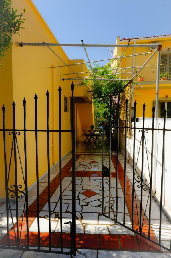 House With Garden Near The Sea Apartment Agia Efimia Bagian luar foto